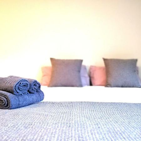 Mazi Apartments Suite Mataró Екстериор снимка