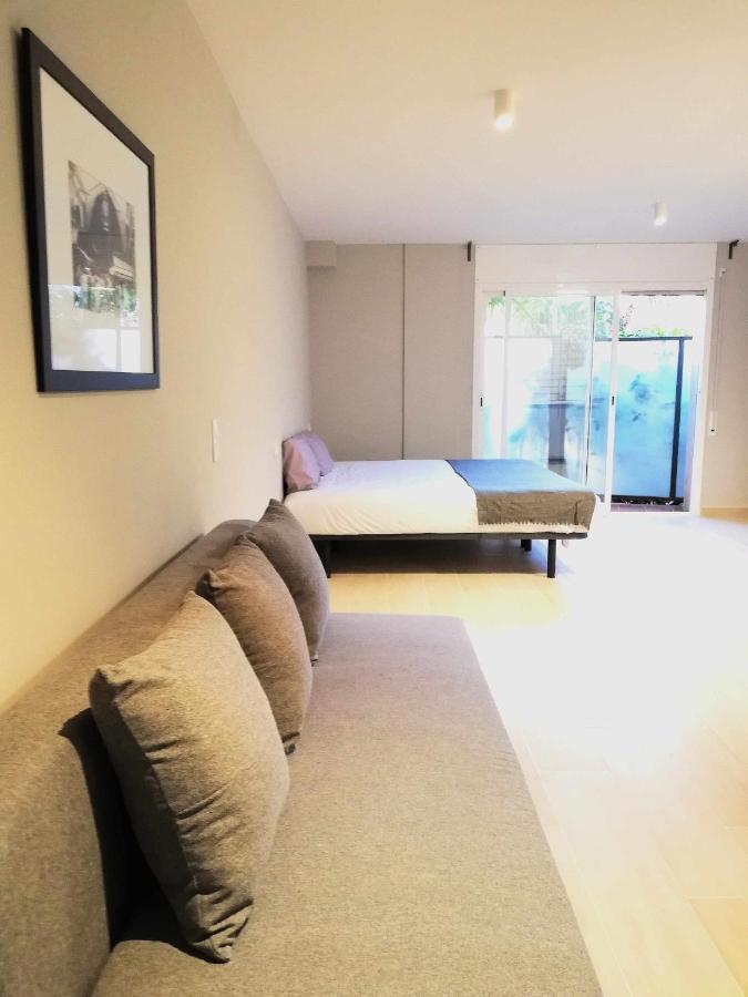 Mazi Apartments Suite Mataró Екстериор снимка