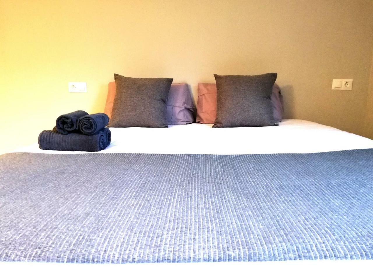 Mazi Apartments Suite Mataró Екстериор снимка